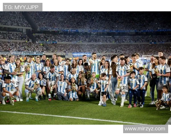 阿根廷足球明星闪耀赛场展现无与伦比的球技与激情 阿根廷足球明星闪耀赛场展现无与伦比的球技与激情